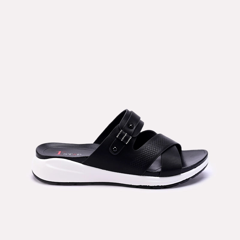 black_comfy_casual_slippers_0413324_2.webp