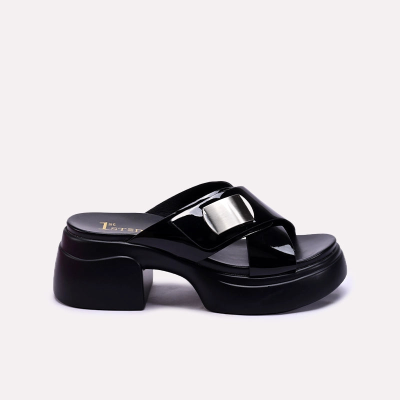 black_glossy_platform_slippers_0413205_2.webp