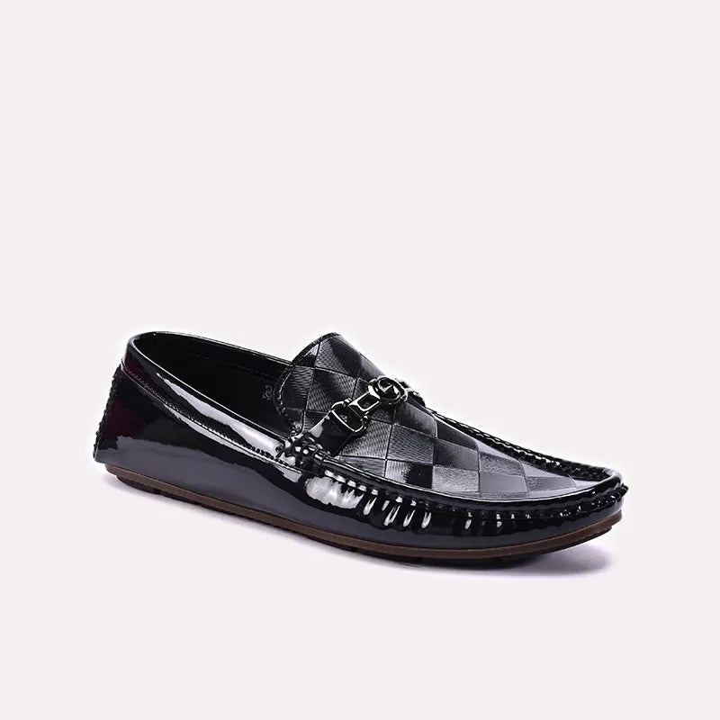 Black Glossy Pleaded Loafers