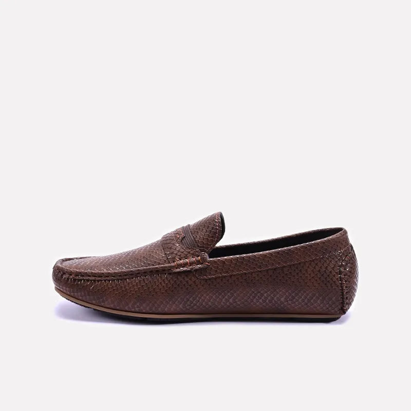 Brown Textured Loafers Men 0130937
