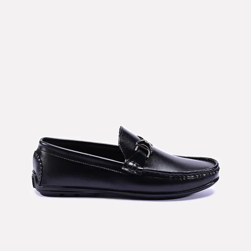 chivalry_black_loafers_0130801_2.webp