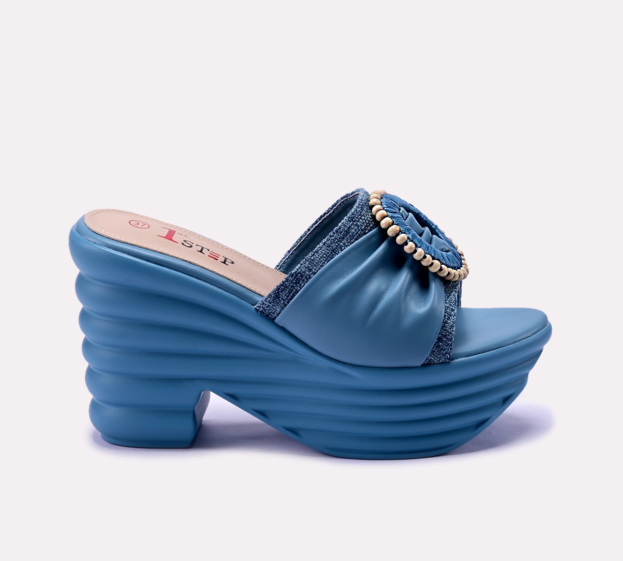 women fancy blue slippers 0412360