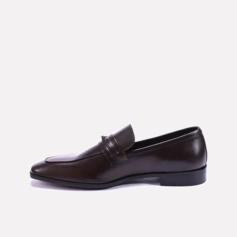 clarendon brown formal slip on shoes for men