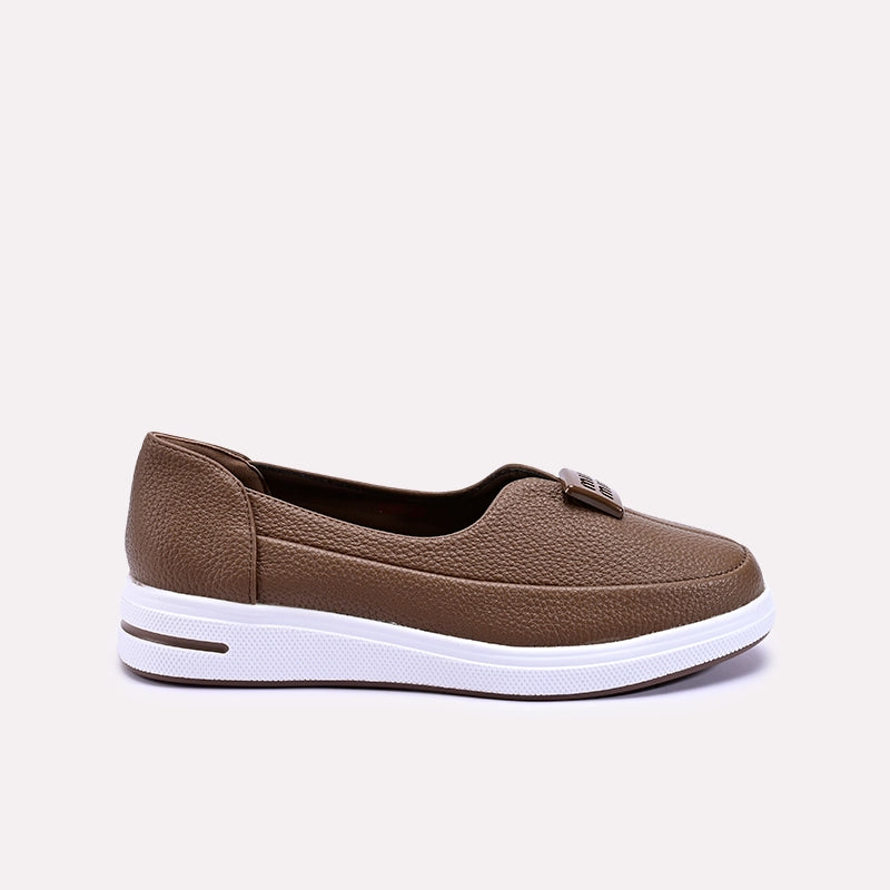 elaris_brown_casual_pumps_0431381_2.webp