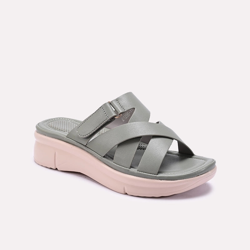 green_comfy_casual_slippers_0413335_1.webp