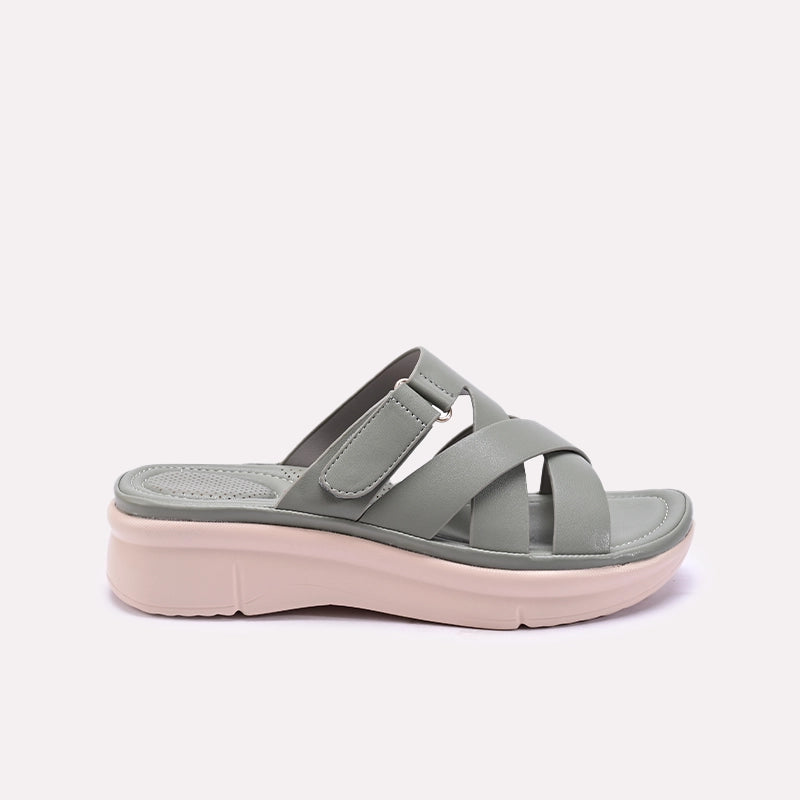 green_comfy_casual_slippers_0413335_2.webp