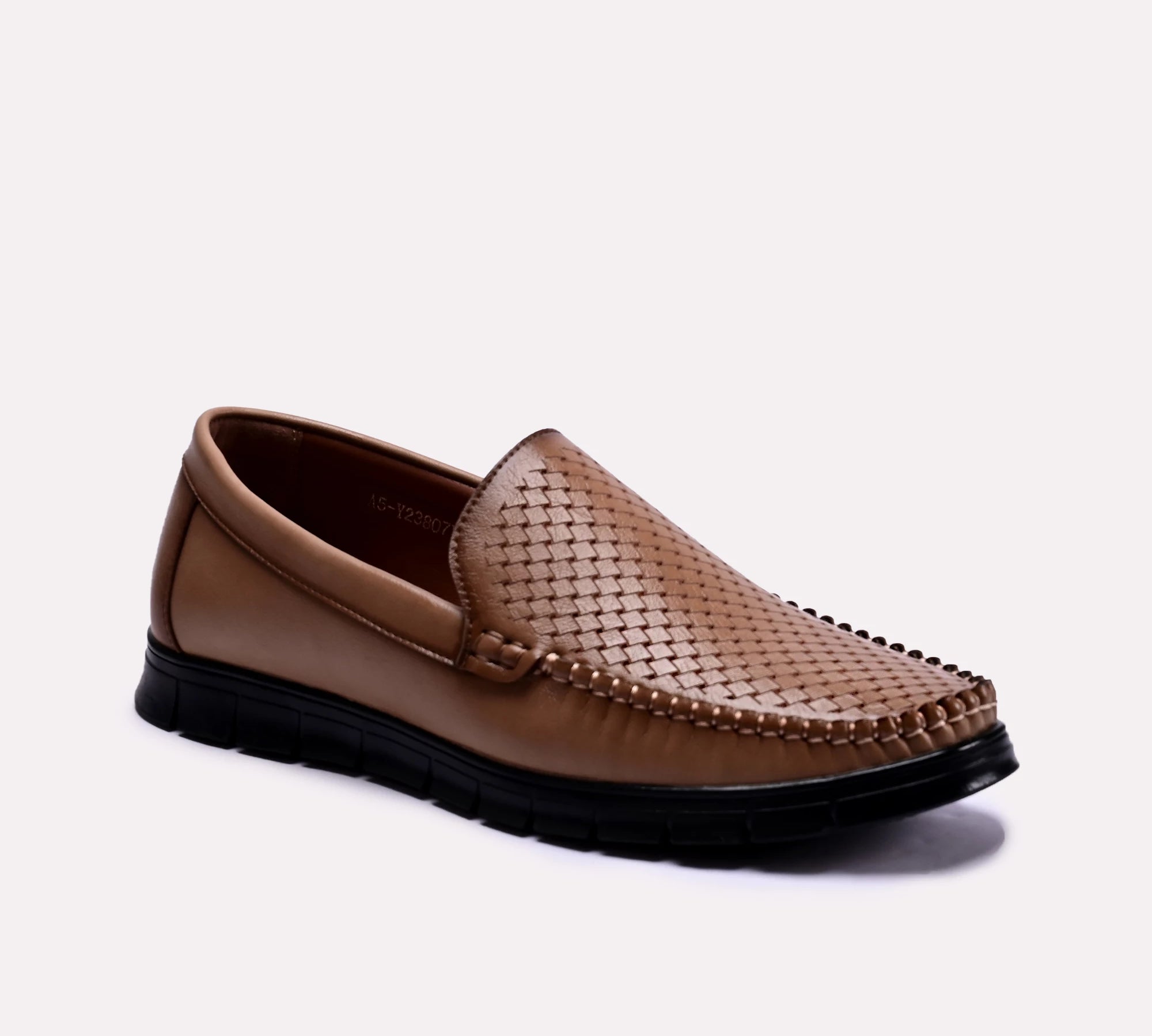 jack_fawn_perforated_loafers_0130702_1.webp