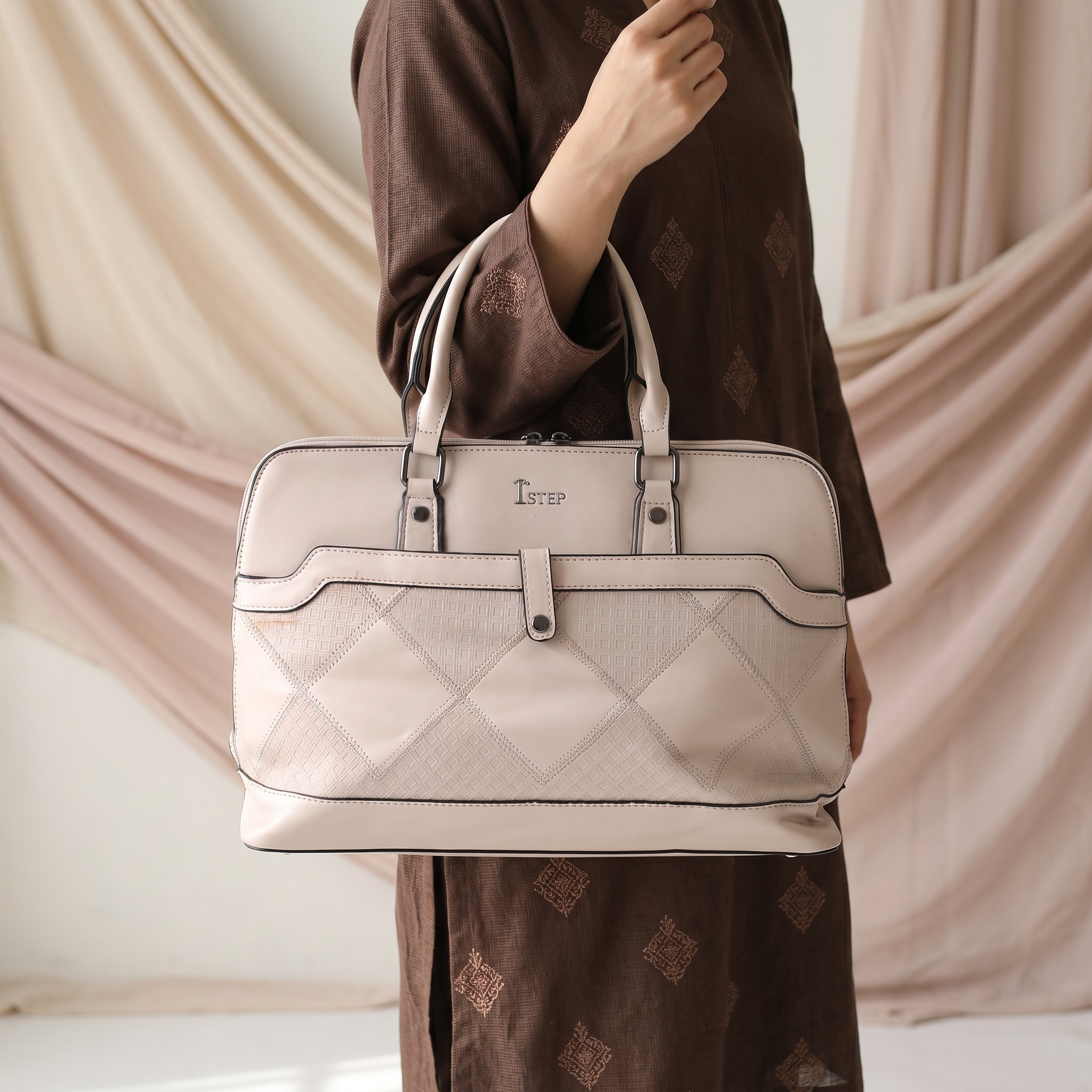 Casual Shoulder Bag Fawn 0331782