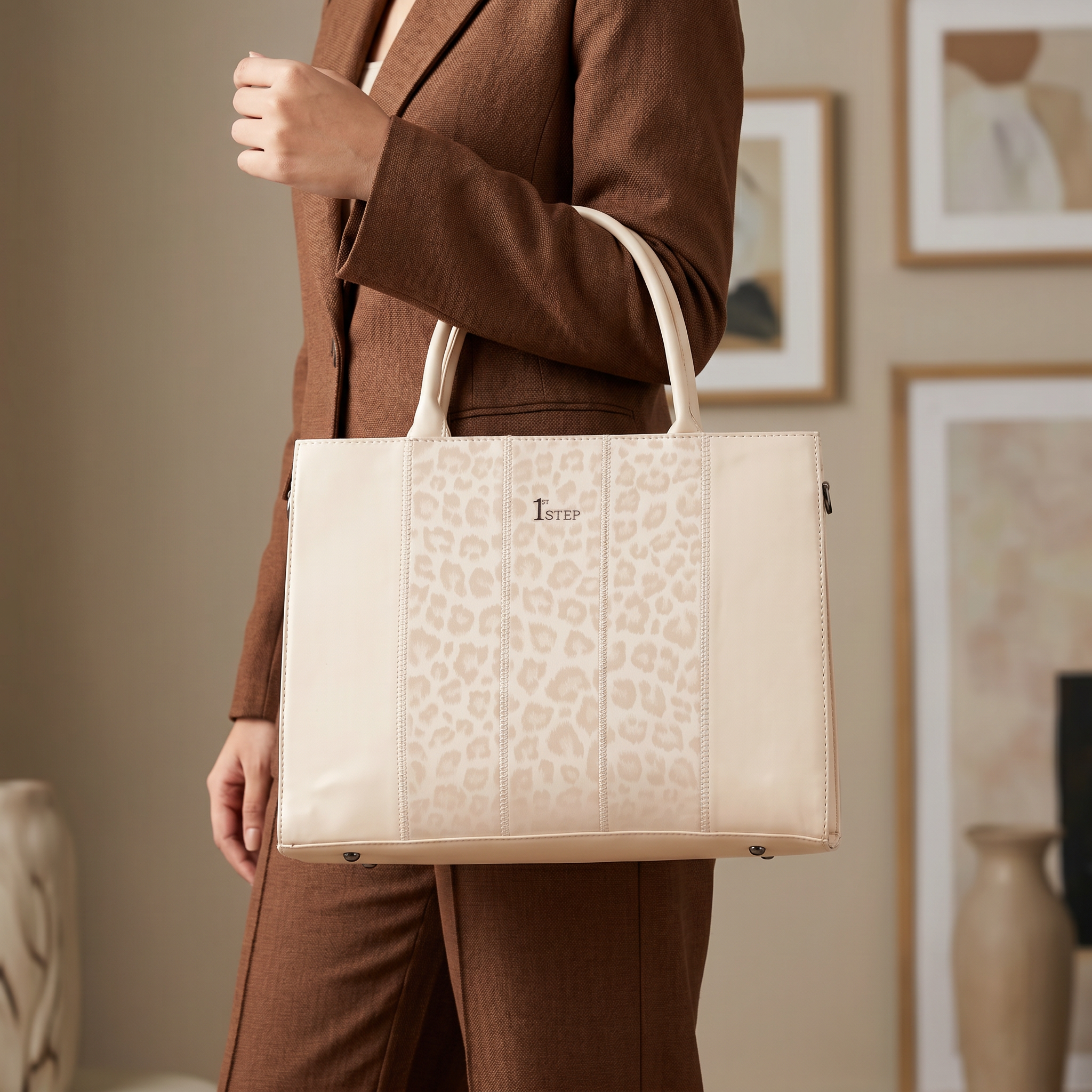 Casual Shoulder Bag White 0331781