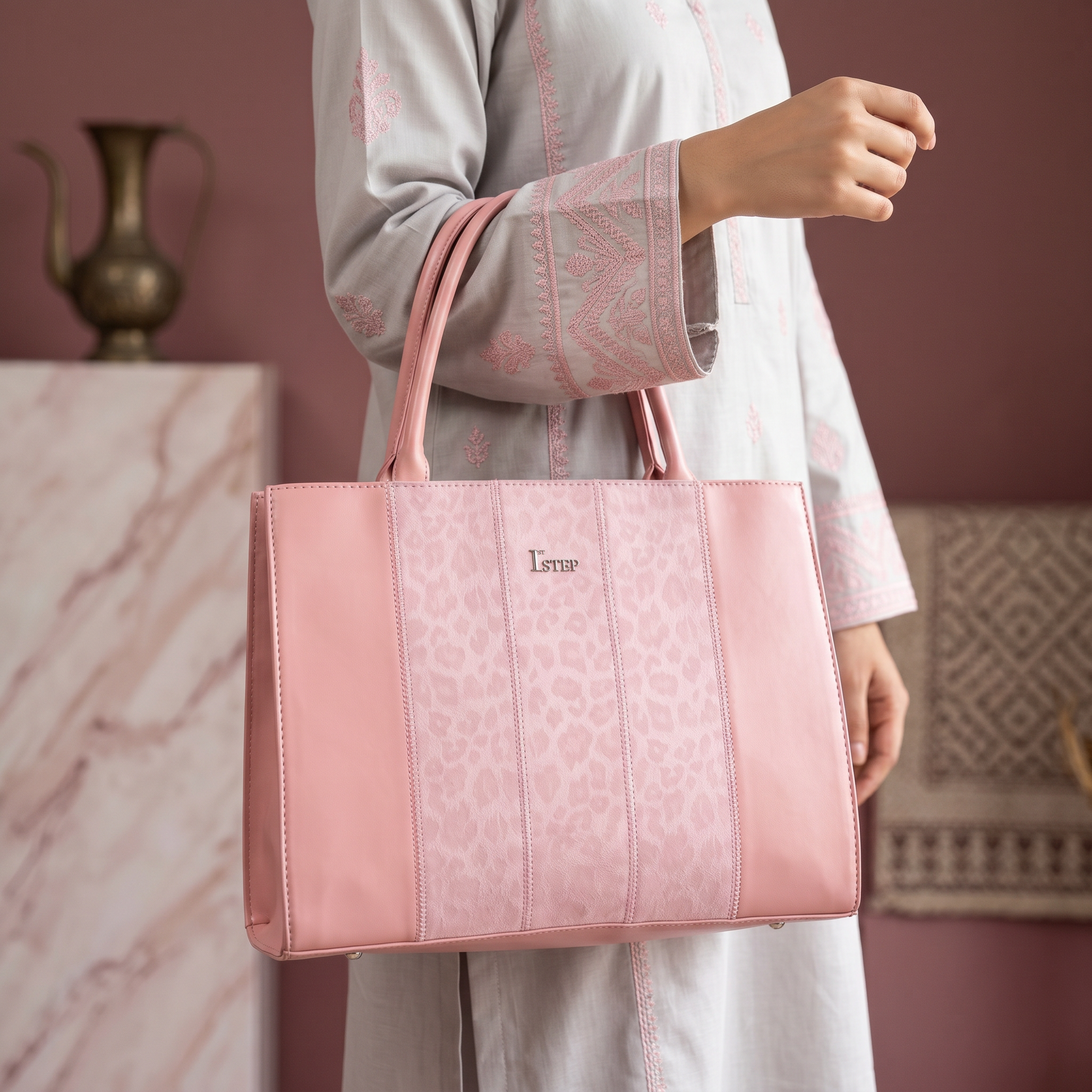Casual Shoulder Bag Pink 0331781