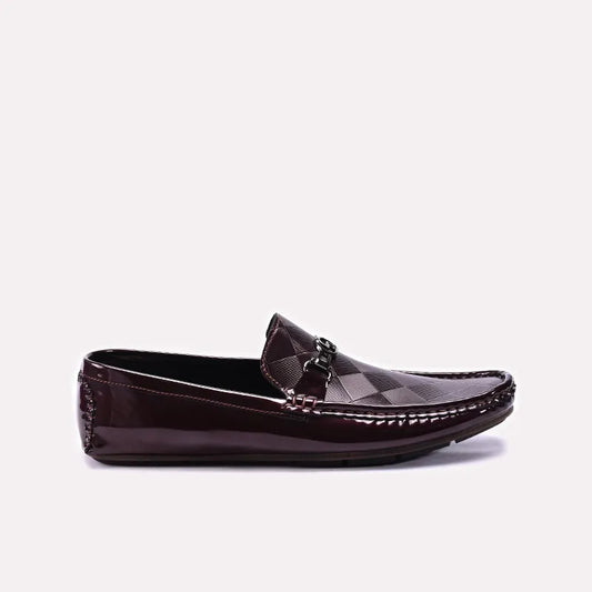 Mens Maroon Glossy Pleaded Loafers