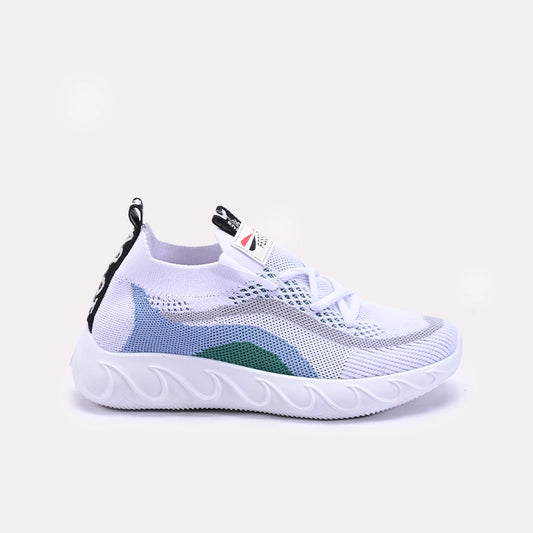 White Sneakers Shoes 0440845