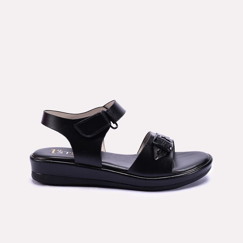womens_black_comfy_casual_sandals_0421476_2.webp