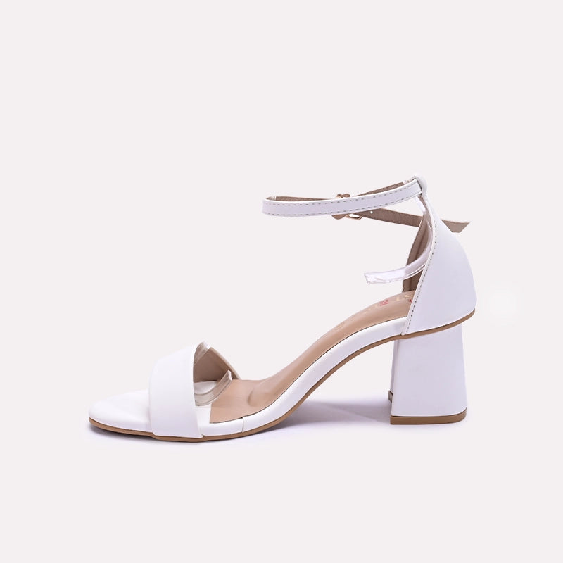 Womens White Casual Sandals 0421314