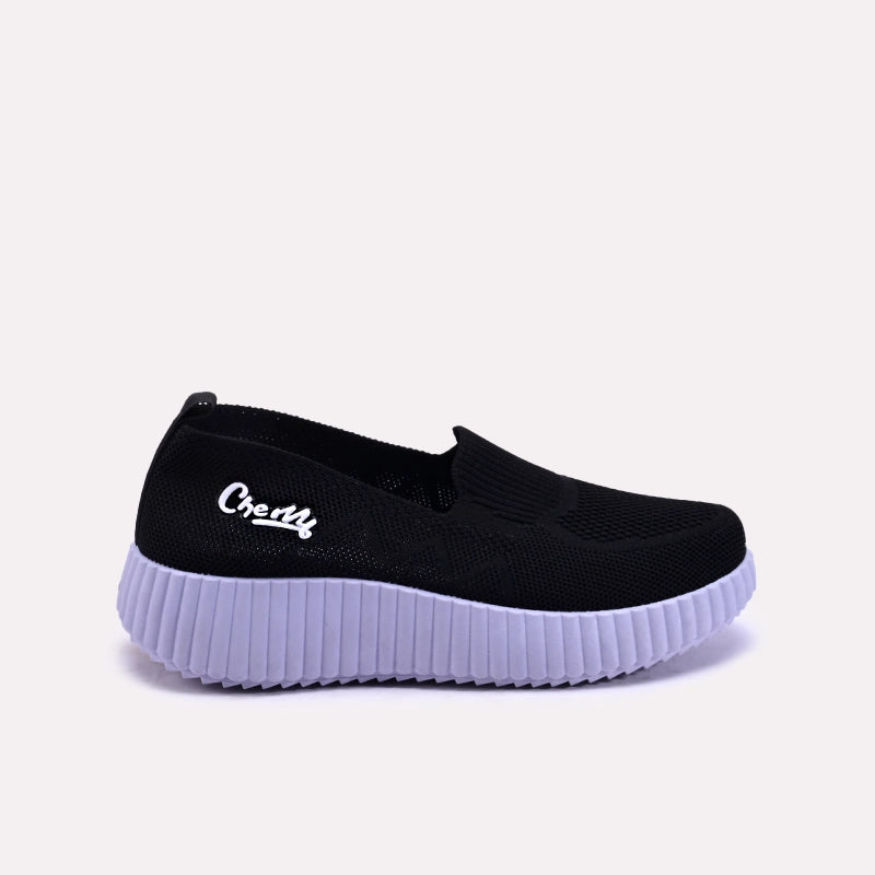 Zoraya women Black Platform Slip On Sneakers